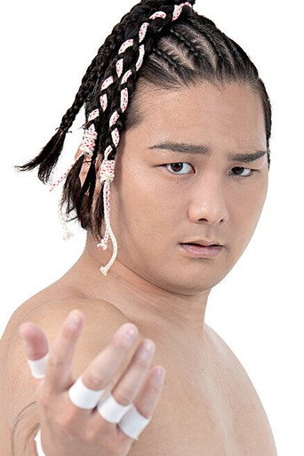 石田有輝