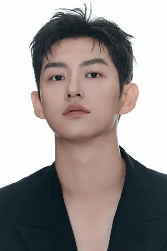 손현우