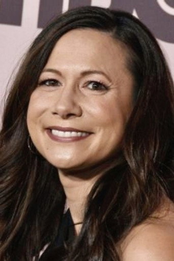 Denise Thรฉ